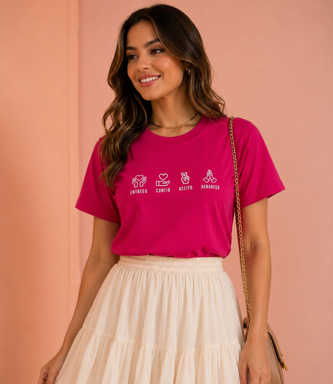 Camiseta Rosa, "Entrego, Confio, Aceito Agradeço"